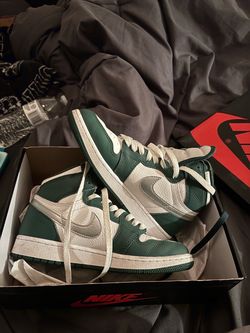 size 5 jordan’s