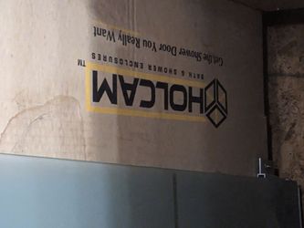 Holcam 6ft by 2ft shower enclosure