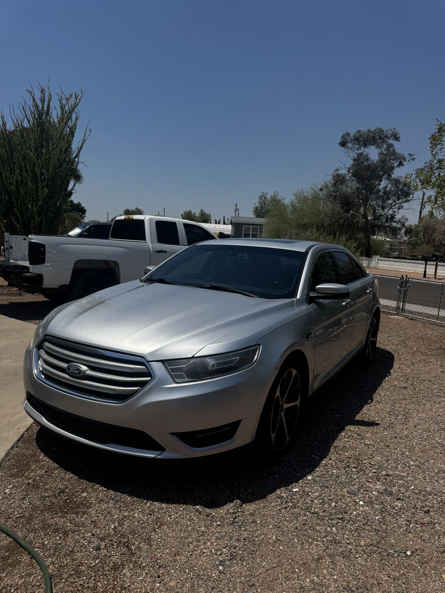 2016 Ford Taurus