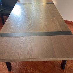 SOLID PIER 1 DINING ROOM TABLE