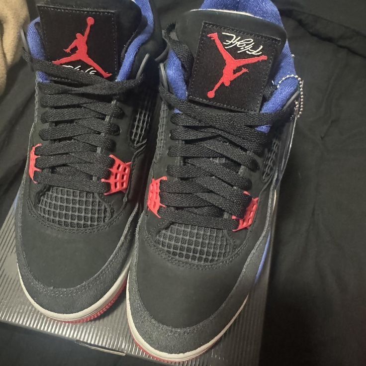 New Jordan 4s Size 8.5