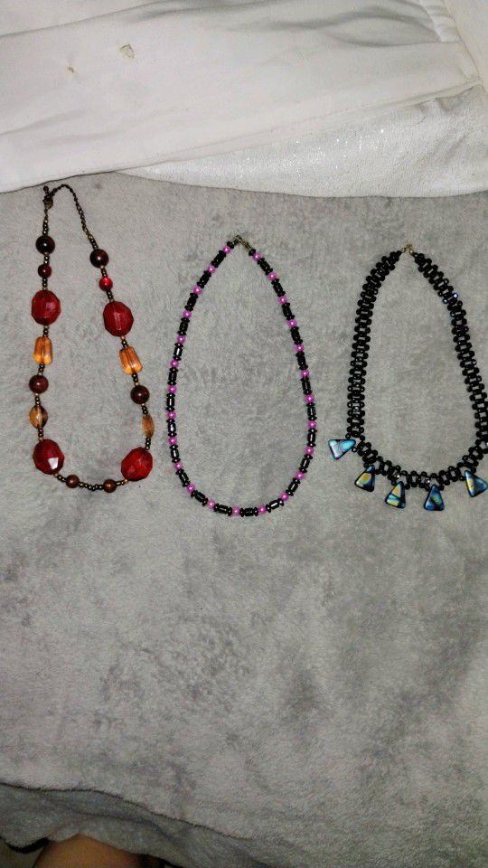 3 Gorgeous & Unique Necklaces For One Low Price Of $8!! Or $4 Each.