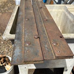 Fifth Wheel Hit Rails