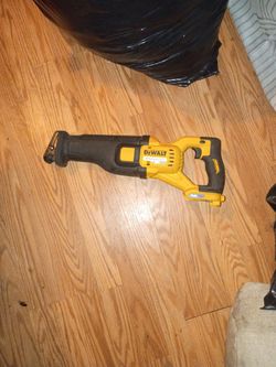DeWalt Brushless 60v Sawsaw