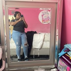 vanity mirror 