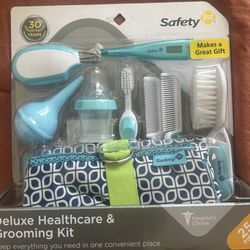 Safety 1st Deluxe Healthcare & Grooming Kit