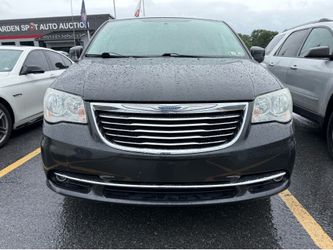 2012 Chrysler Town & Country