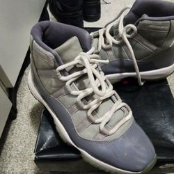 Cool Grey Jordan Size 9  Jordan 11