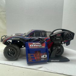TRAXXAS SLASH 4X4 1/10 RC TRUCK TQ 2.4GHZ W EZ-PEAK PLUS CHARGER (CMP128948)