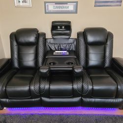 Party Time Midnight Power Reclining Sofa /couch