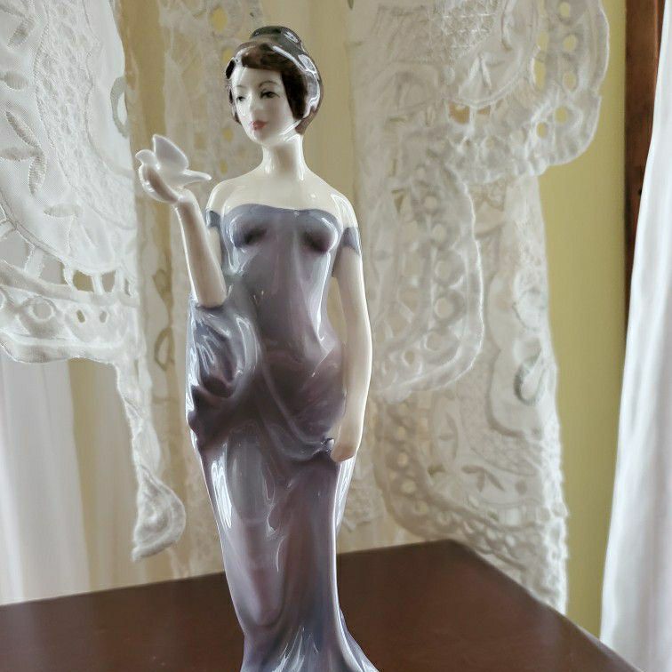 Royal Doulton Porcelain Figurine- "Harmony" 