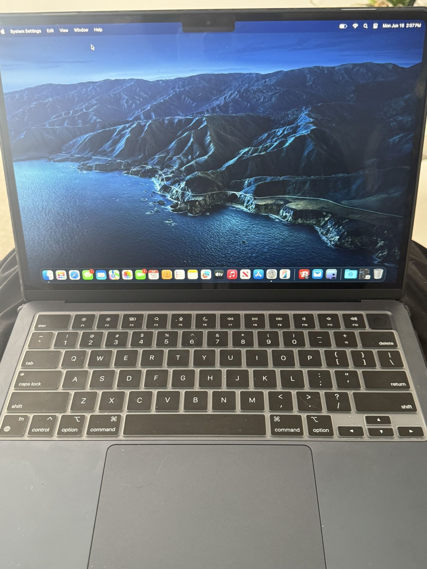 MacBook Air 2024 MIDNIGHT $800!