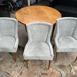 Round Wooden Table w/ 3 Chairs