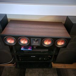 Klipsch RP404C Walnut 500w