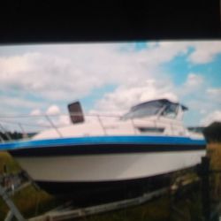 1987 Cruiser Inc 2760 Fiberglass 27 Ft