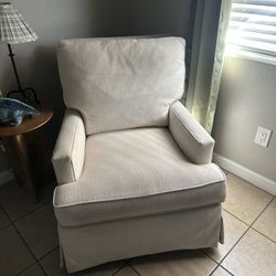 Free Rocking Chair No Rips Or Stains