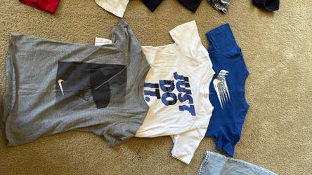 Nike T-shirt Youth Size 