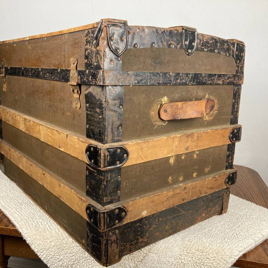 Luggage Trunk on stand – Sonoma Country Antiques