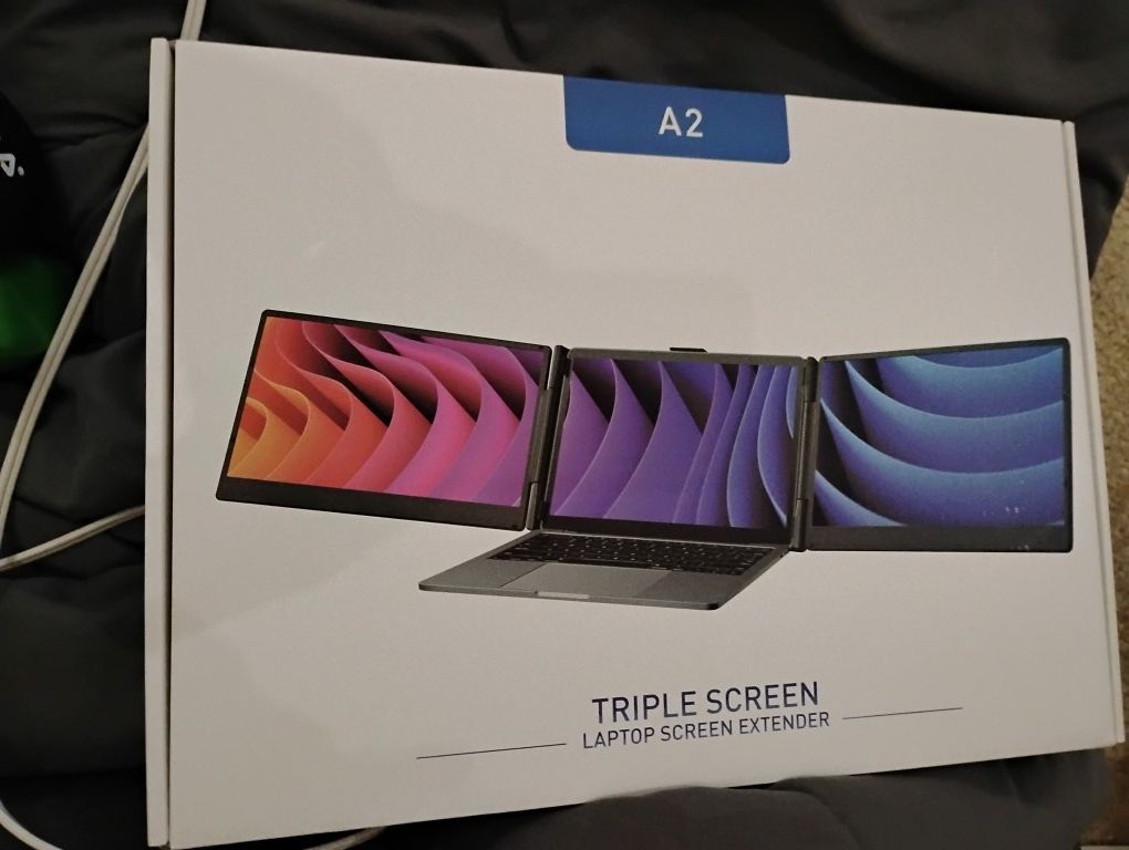 Triple Screen Laptop Screen Extender - Brand New In Box