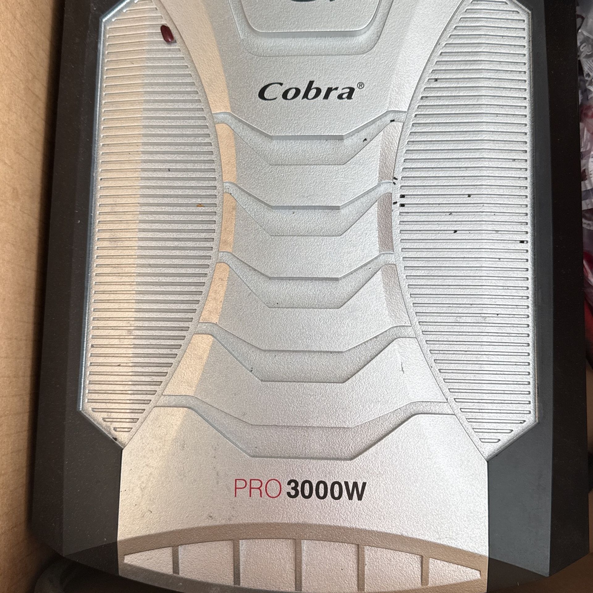 Cobra PRO 3000W Professional Grade Power Inverter, Portable – 3000-Watt Car Charger, 4 Grounded AC Outlets, 2 Fast Charge USB Ports and Remote Control