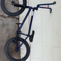 TRADES custom Bmx Bike