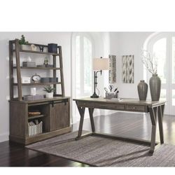 Ashley's Desk and Hutch