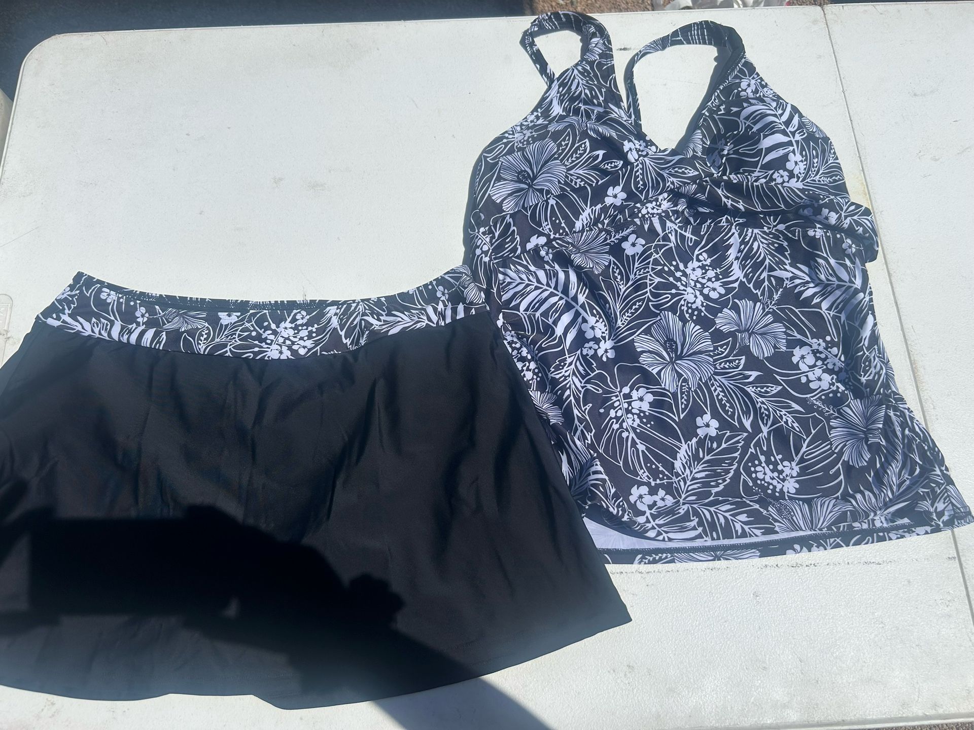 New XL Women’s Bathing Suit