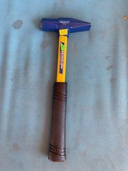Vaughan USA 060-DO Drilling Hammer Pointed Peen – Fiberglass Handle