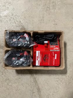 M18 18-Volt Lithium-Ion XC Starter Kit with Two 5.0Ah Batteries and Charger