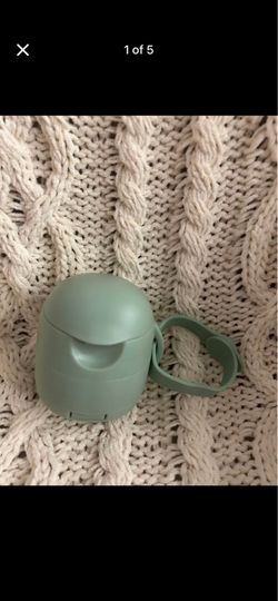 Pacifier holder