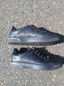 Rare Guess woman's sneakers