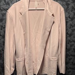 Oversized Double Breasted Jacket in Blush NORMA KAMALI Color: Blush  The Oversized Double Breasted Jacket in Blush by Norma Kamali is a stylish and ve