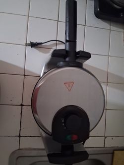 Waffle maker