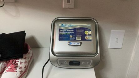 Idylis HEPA & UV-C Allergen Remover Air Purifier