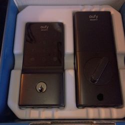 EUFY CAMERA ELECTRONIC DOOR LOCK NEW. unused
