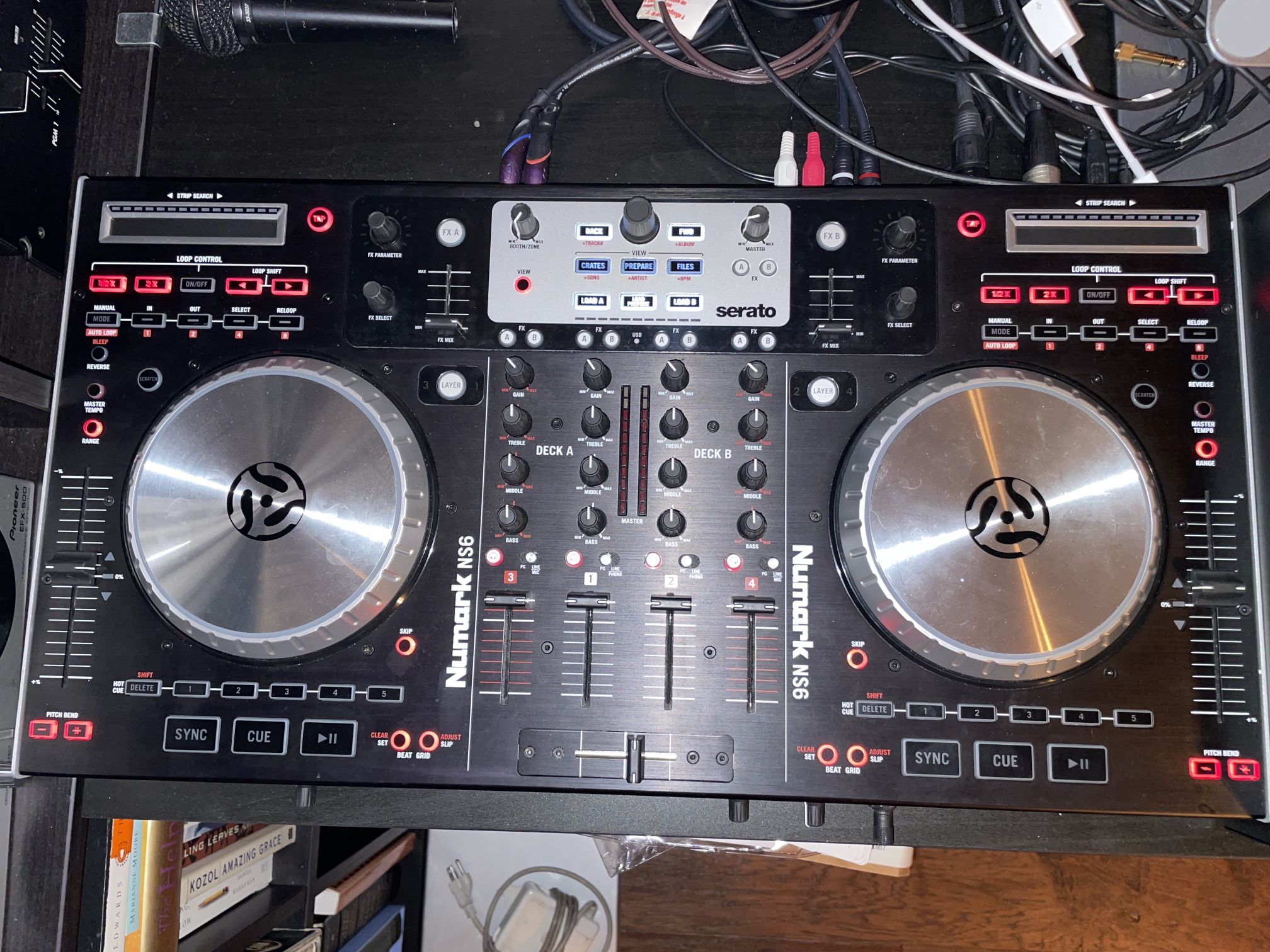 Numark NS6 4 Channel DJ Controller