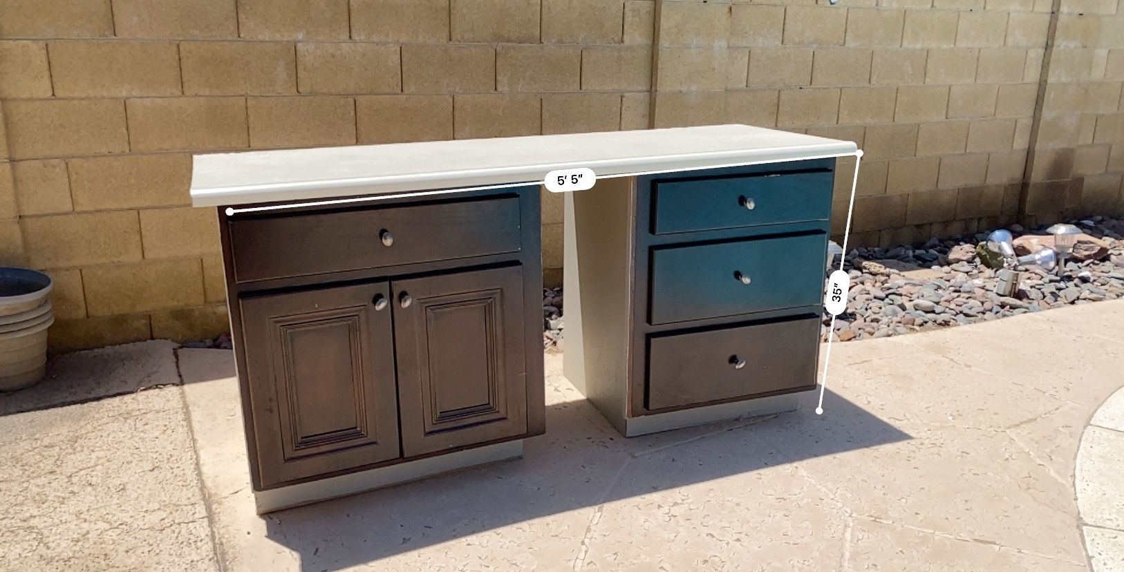 Cabinet And Coutertop