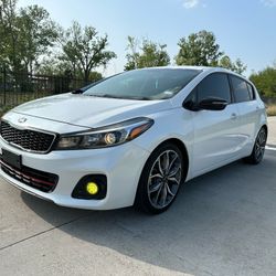 2017 Kia Forte5
