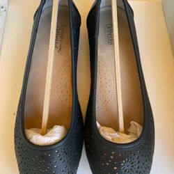 Croft & Barrow Ortholite Baritone Flats, Size 6.5