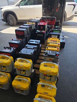 Car Battery 24f H5 34 78 65 48 49 47 H6 H7 51r 94r 86 H8 H9 Truck SUV And Car Batteries with Warranty. $60 + Core. Bateria para cualquier carro COVINA