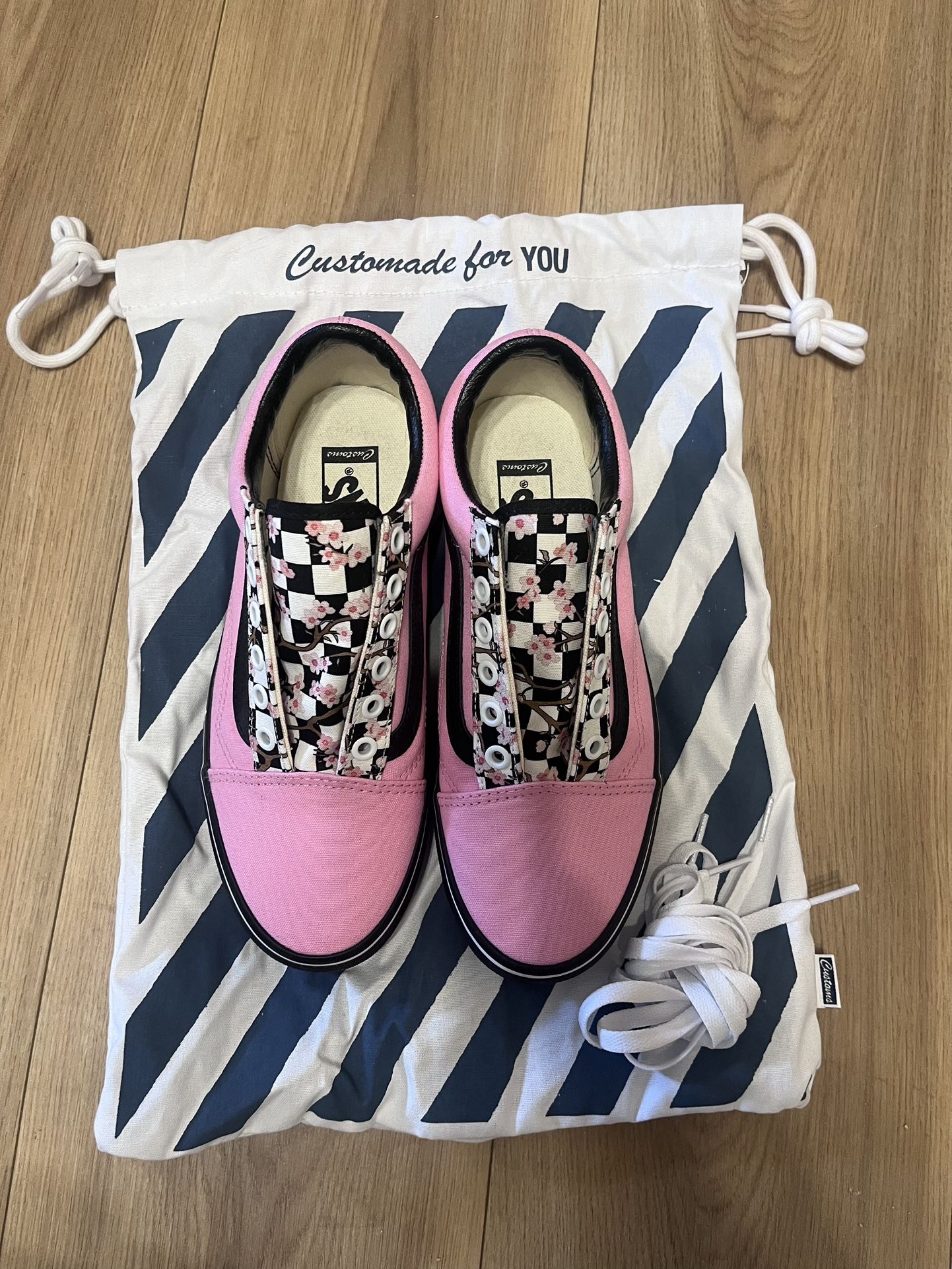 Brand New Custom Vans Size 7.5