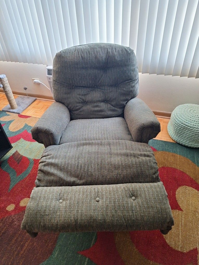 Used Recliner