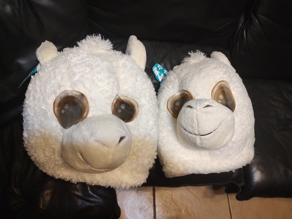 Two Big Greeter Heads Never Used