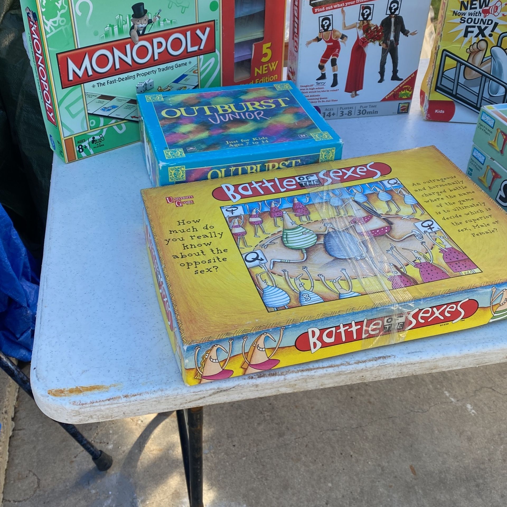 Games for sale and puzzles