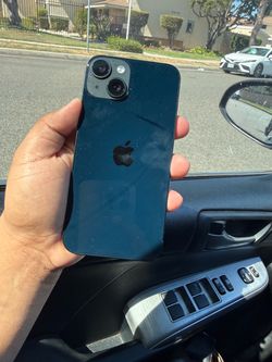 iPhone 14 128gb unlocked any carrier