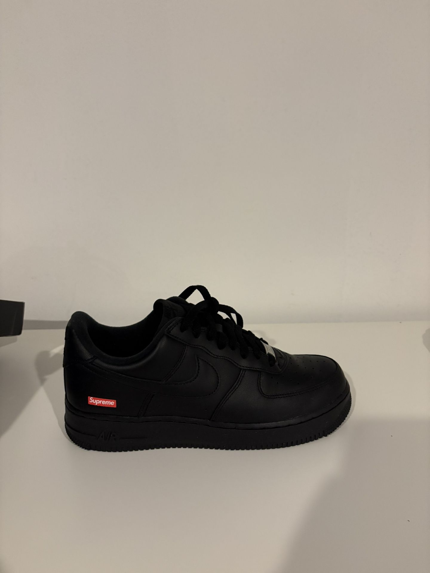 Nike Supreme Air Force 1