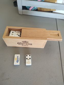 Corona dominos with wood storage box