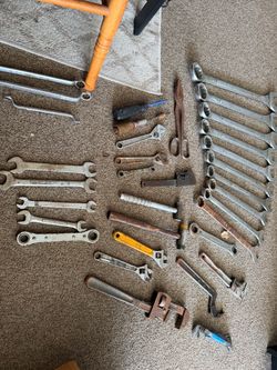 Huge Craftsman wrenches, 50+ pieces