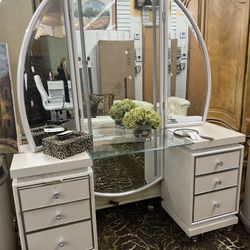 AICO By Michael Amini Glimmering Heights VANITY - OFFER!!! - GA