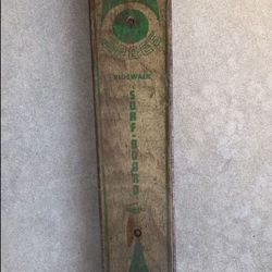 Vintage Skateboard 🛹 